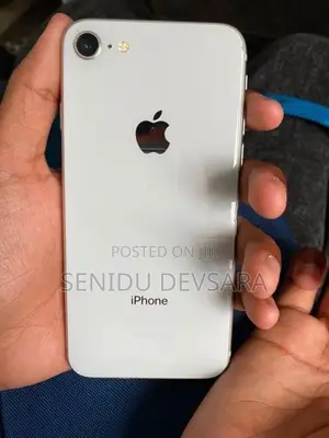 Apple iPhone 8 (Used)