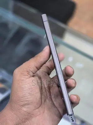 S24 Ultra OLED Display