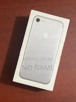 Apple iPhone 7 128GB (Used)