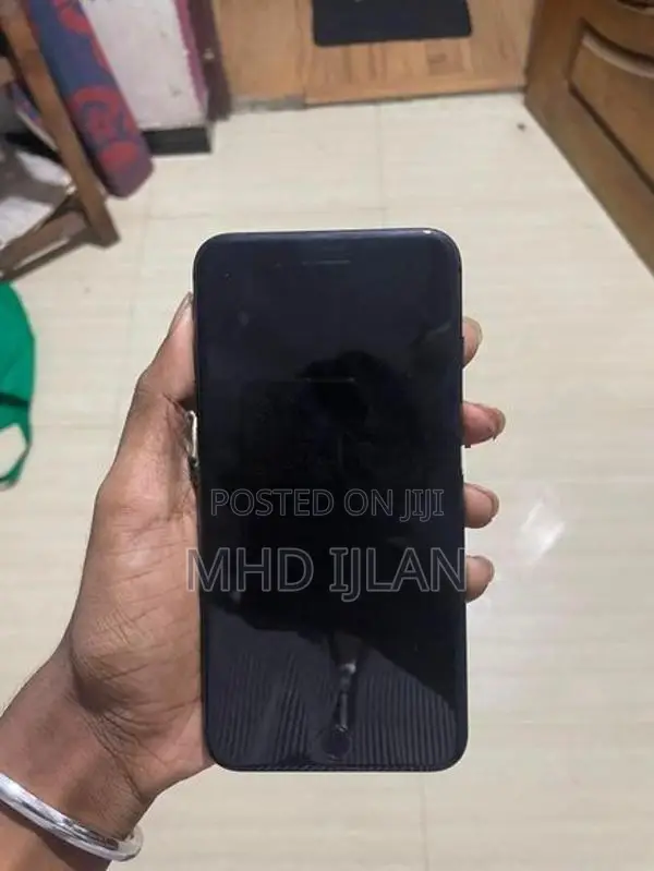 Apple iPhone 8 Plus 256GB (Used)