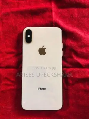 Apple iPhone XS Gold (Used)