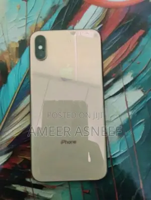 Apple iPhone XS (Used)