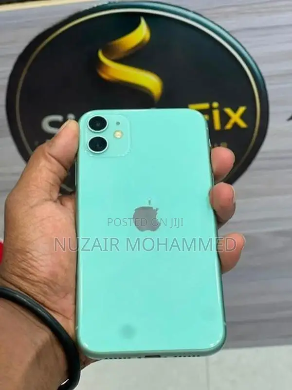 Apple iPhone 11 64GB (Used)