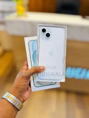Apple iPhone 15 Plus 256GB | Blue (Used)