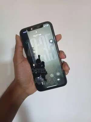 Apple iPhone 11 (Used)