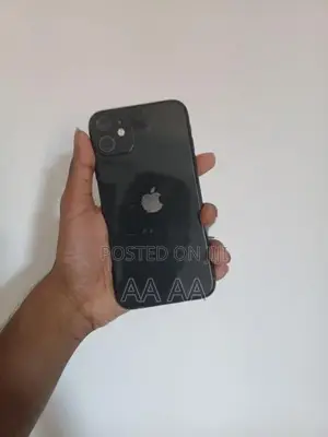 Apple iPhone 11 (Used)