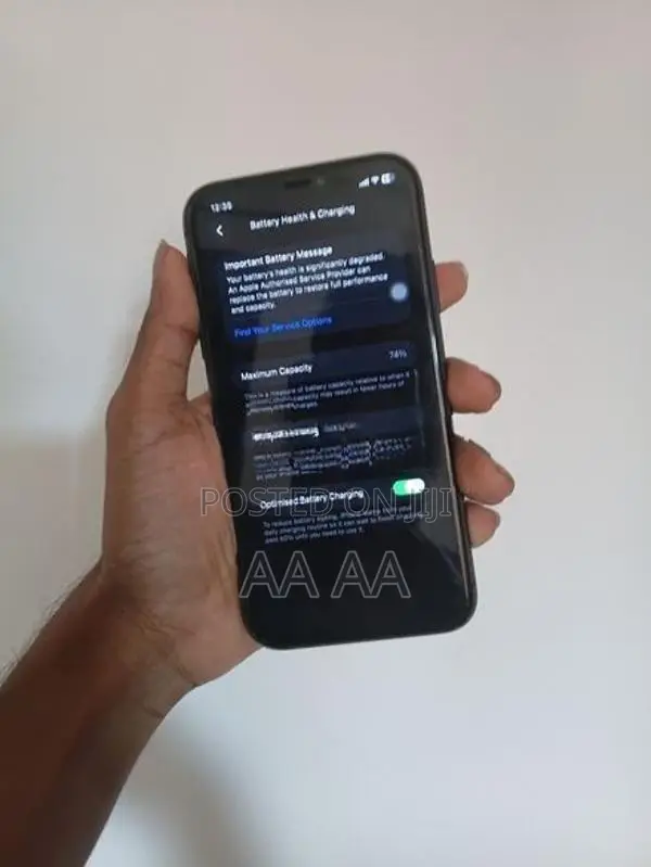 Apple iPhone 11 (Used)