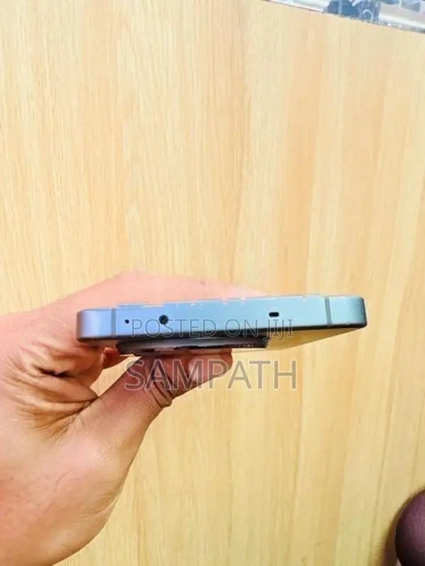 OnePlus 13R 256GB (Used)