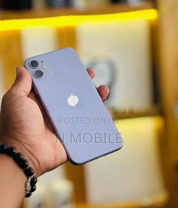 Apple iPhone 11 128GB (Used)