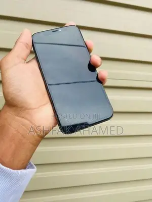 Apple iPhone 11 Pro (Used)