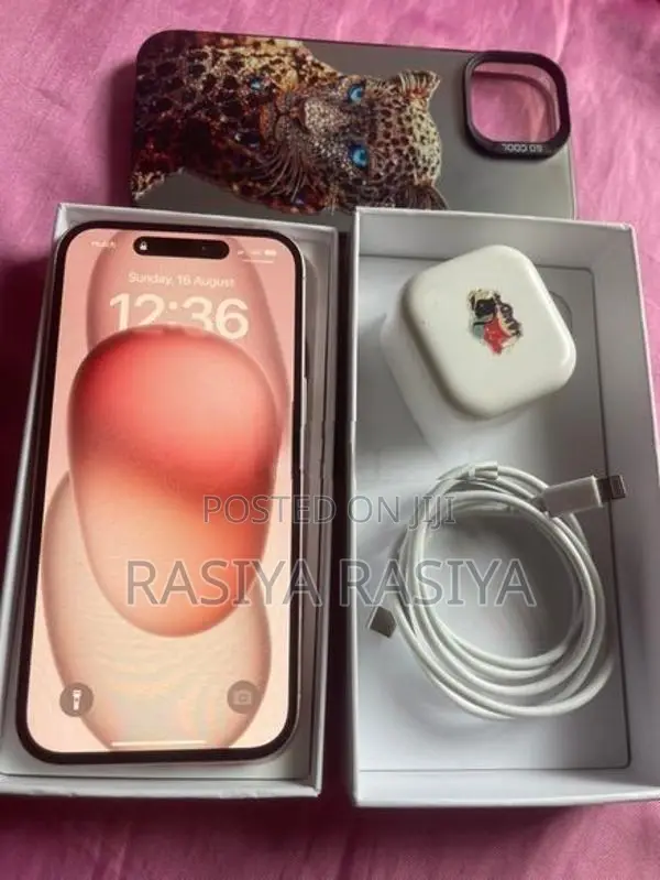 Apple iPhone 15 128Gb (Used)