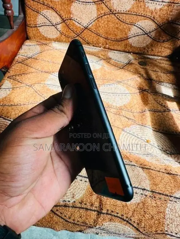 Apple iPhone 8 64Gb (Used)