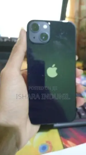 Apple iPhone 13 (Used)