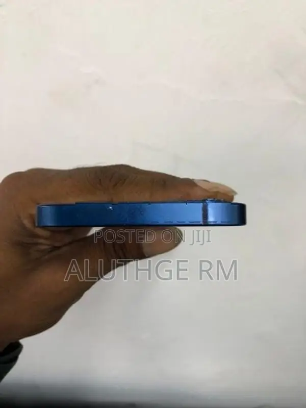 Apple iPhone 12 128GB (Used)