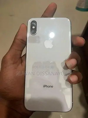 Apple iPhone X (Used)