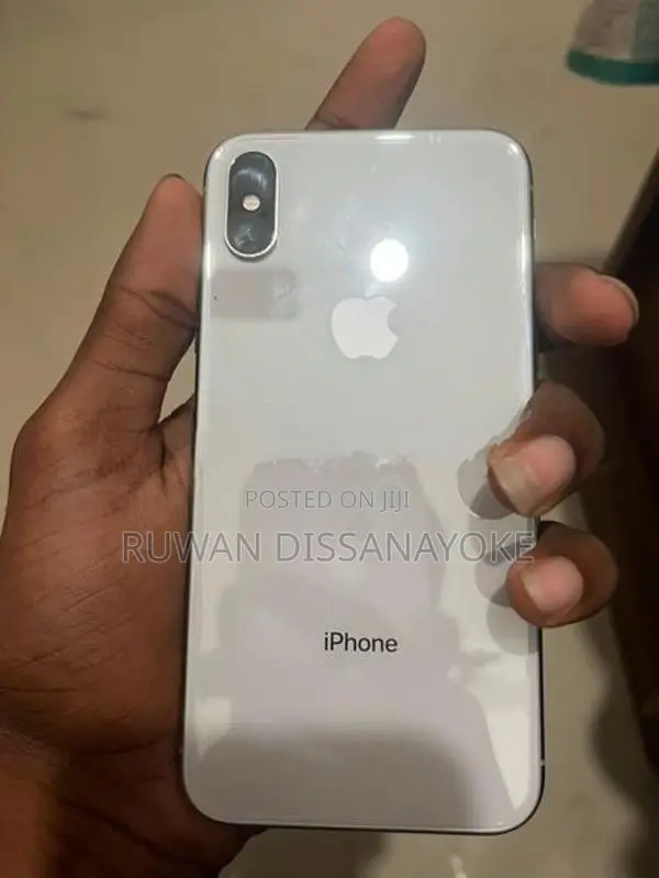 Apple iPhone X (Used)