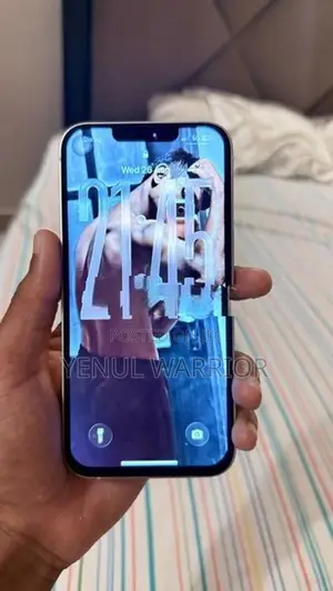 Apple iPhone 13 (Used)