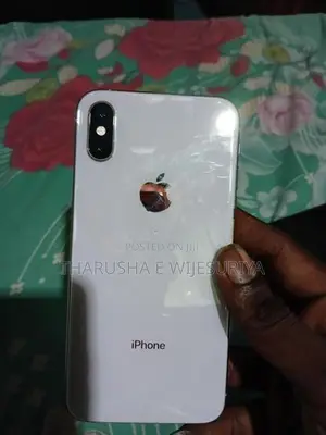 Apple iPhone XS (Used)