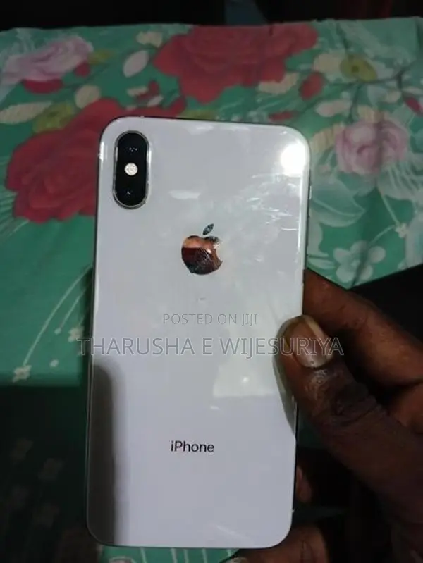 Apple iPhone XS (Used)