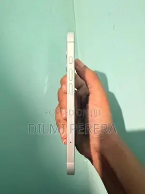 Apple iPhone 16 (Used)