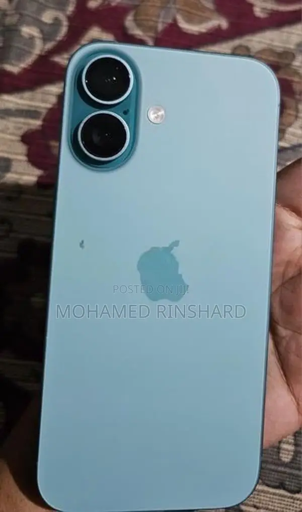 Apple iPhone 16 (Used)