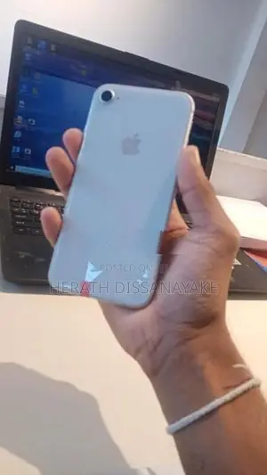 Apple iPhone 8 64GB (Used)