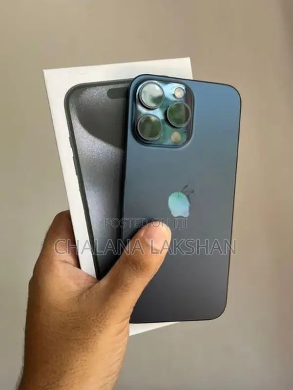 Apple iPhone 15 Pro Max 512GB (Used)
