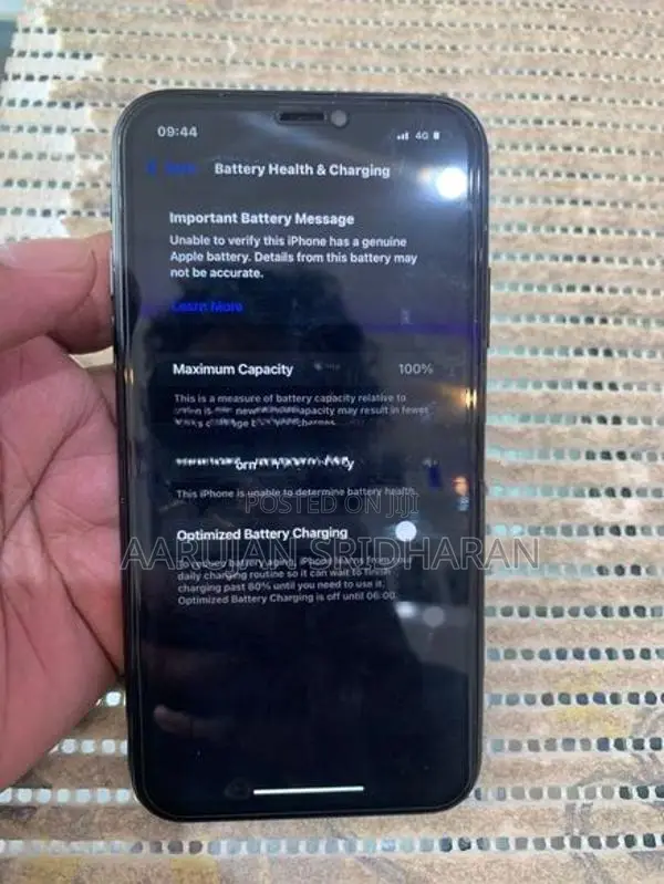 Apple iPhone XR (Used)