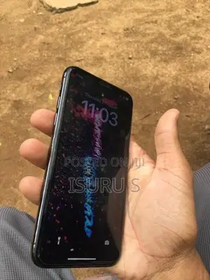 Apple iPhone X (Used)