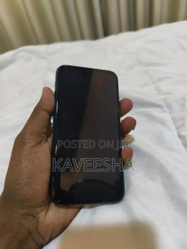 Apple iPhone 11 Pro 256Gb (Used)