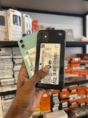 Apple iPhone 11 128GB (Used)