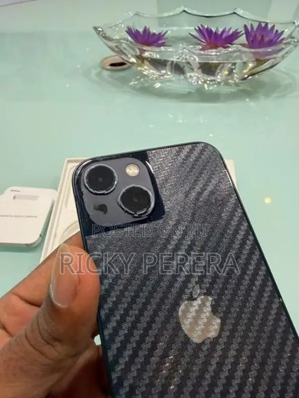 Apple iPhone 13 (Used)