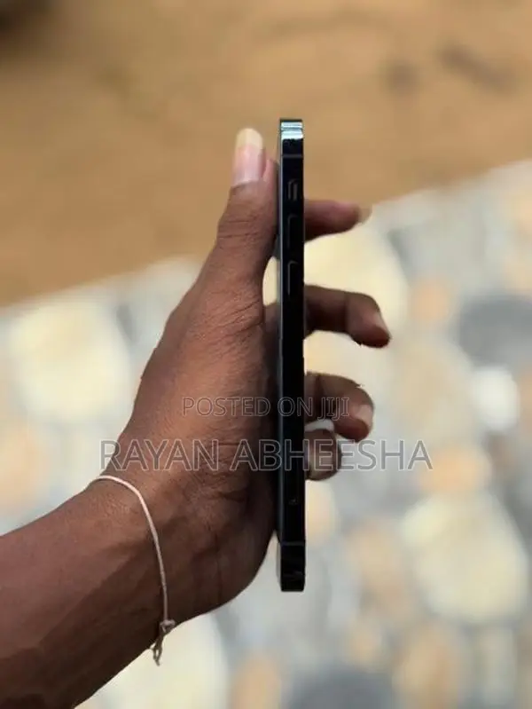 Apple iPhone 12 Pro (Used)