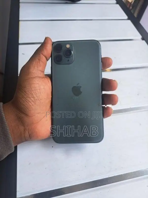 Apple iPhone 11 Pro (Used)