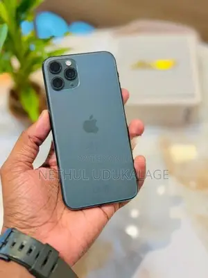 Apple iPhone 11 Pro 256GB (Used)