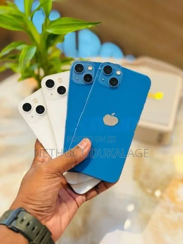 Apple iPhone 13 128GB (Used)
