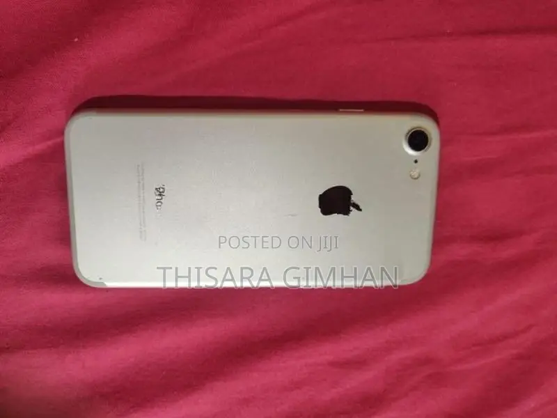 Apple iPhone 7 (Used)