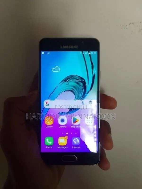 Samsung Galaxy A3 (Used)