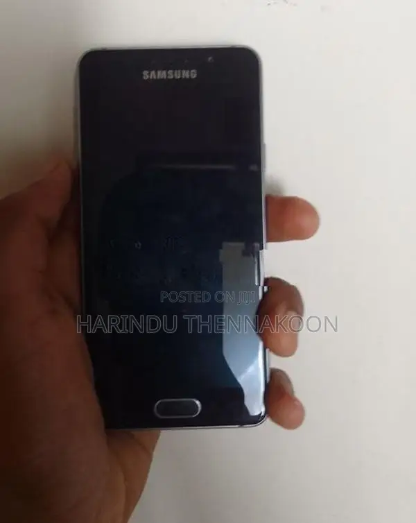 Samsung Galaxy A3 (Used)
