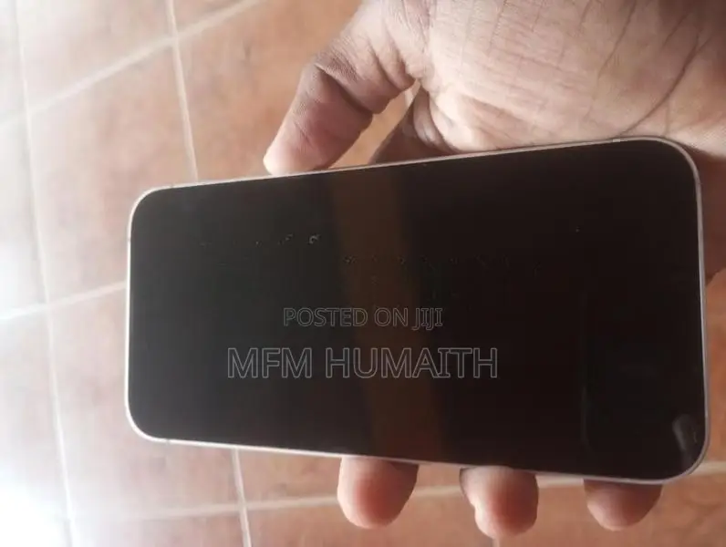 Apple iPhone 14 (Used)