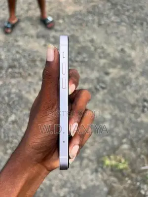 Apple iPhone 13 mini (Used)