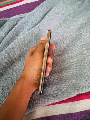 Apple iPhone XS 256GB (Used)