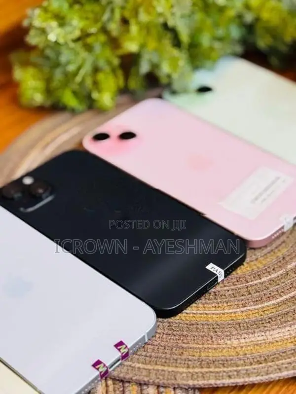 Apple iPhone 15 Plus 256GB (Used)