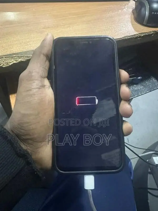 Apple iPhone X (Used)