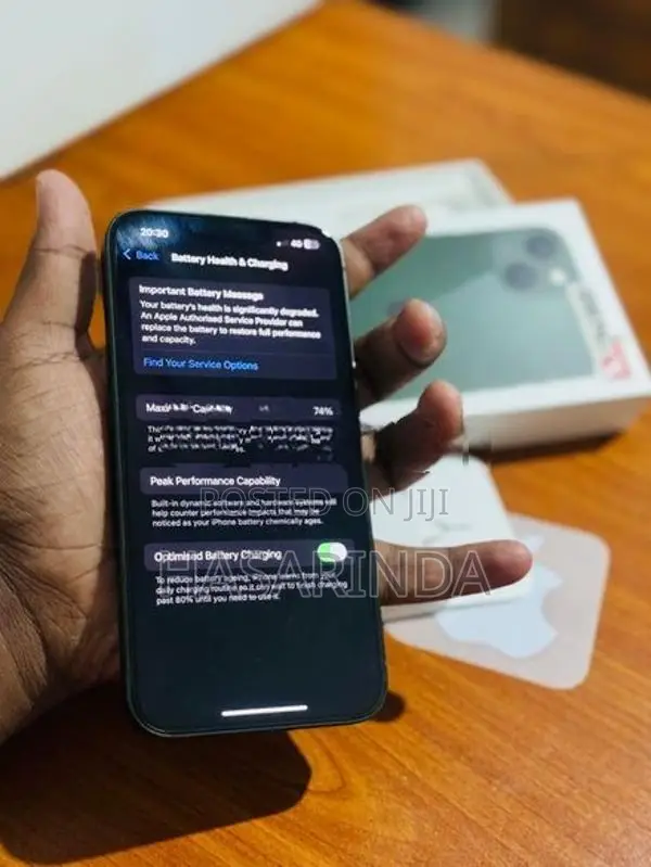 Apple iPhone 13 (Used)