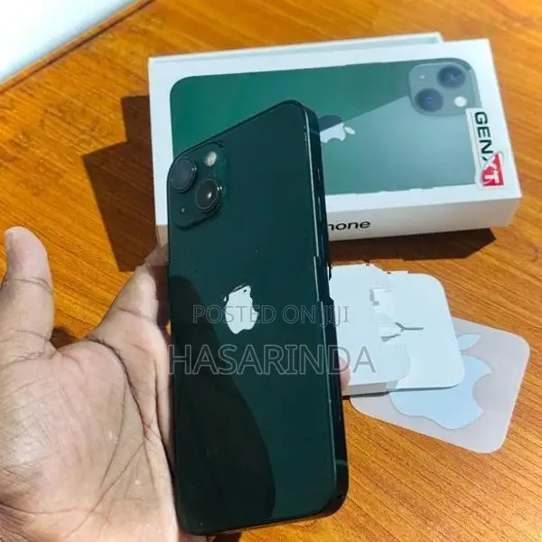 Apple iPhone 13 (Used)