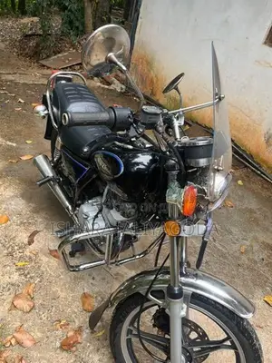 Suzuki GN 125 2005