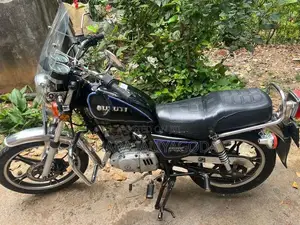 Suzuki GN 125 2005