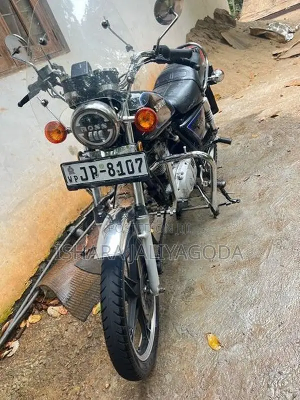 Suzuki GN 125 2005