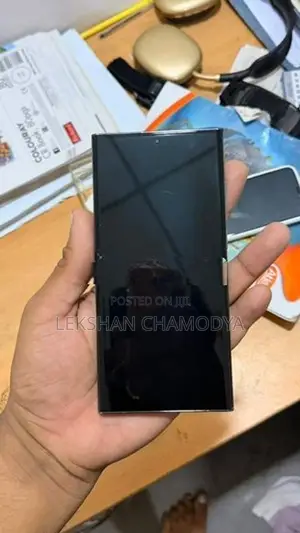 Samsung Galaxy S23 Ultra (Used)